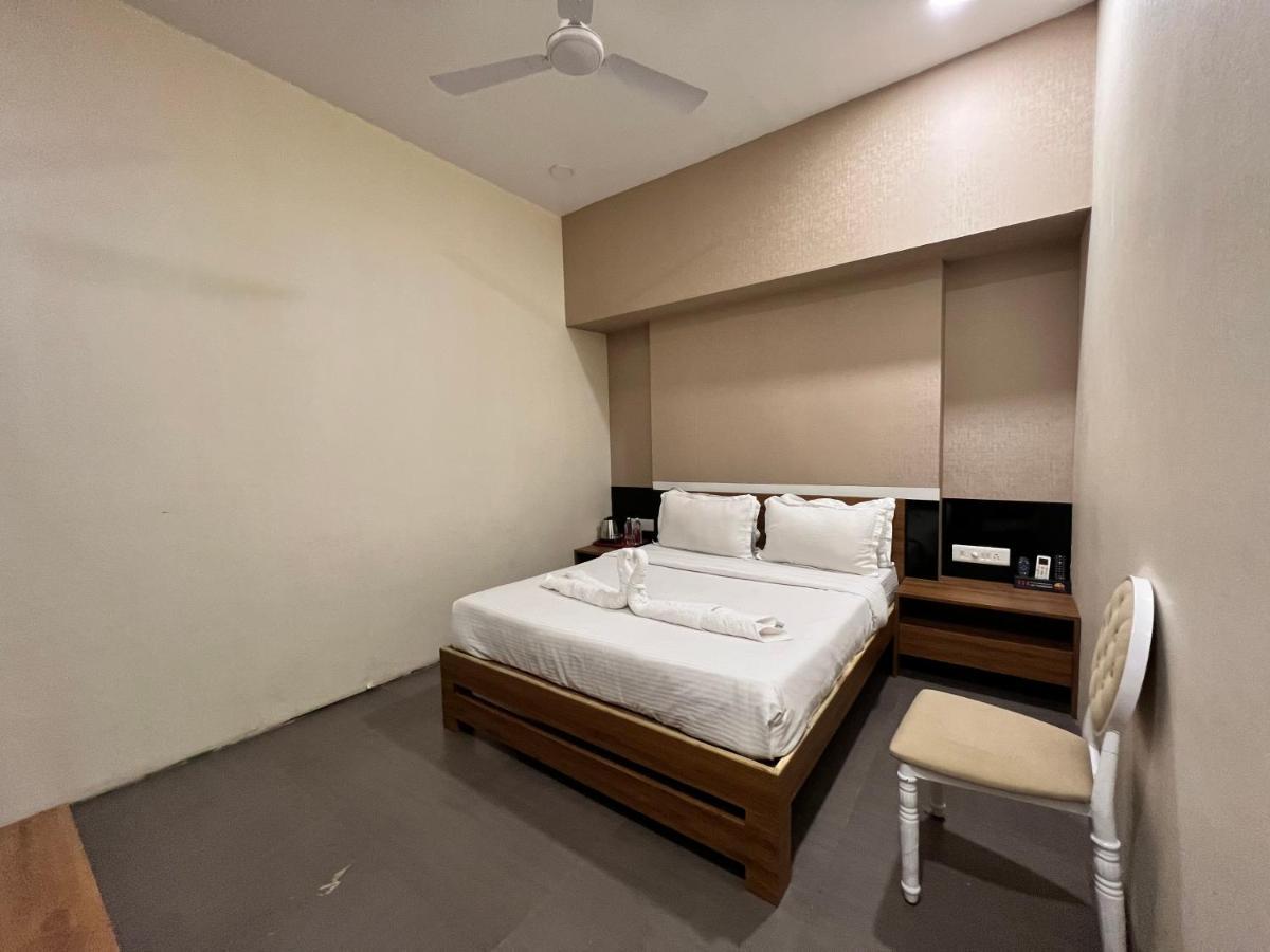 Santu Basil - An Eco Resort Bhavnagar Exterior foto